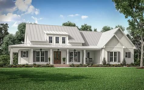 Modern Farmhouse House Plan - 3 Bedrooms, 2 Bath, 2395 Sq Ft Plan 50-411