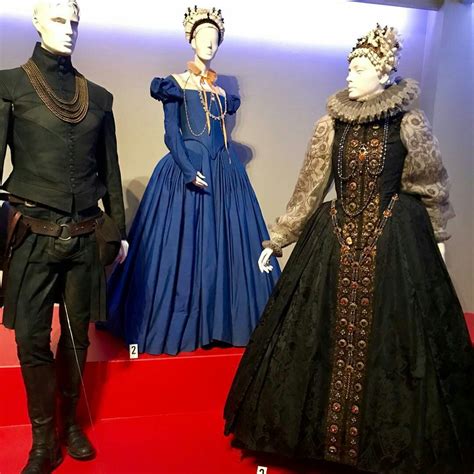 Costumes from Mary Queen of Scots Tudor Costumes, Movie Costumes, Tudor ...