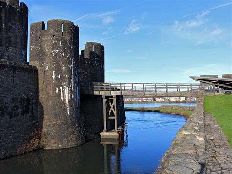 Photographs of Caerphilly Castle, Caerphilly, Wales: Bridge over the ...