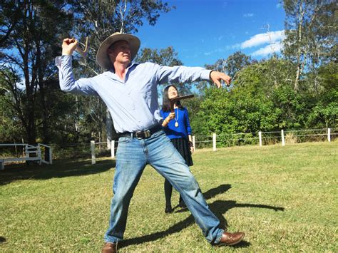 boomerang-throwing – THE KOORALBYN VALLEY | TKV – Scenic Rim Accommodation