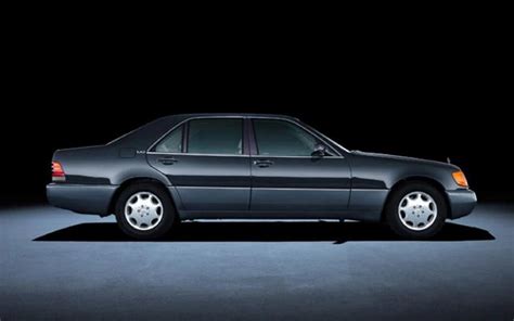 The W140 Mercedes-Benz S-Class Was an Overbuilt Luxury Marvel