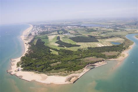 Summer holidays on the beach of Bibione, in Italy - Europa Tourist Group