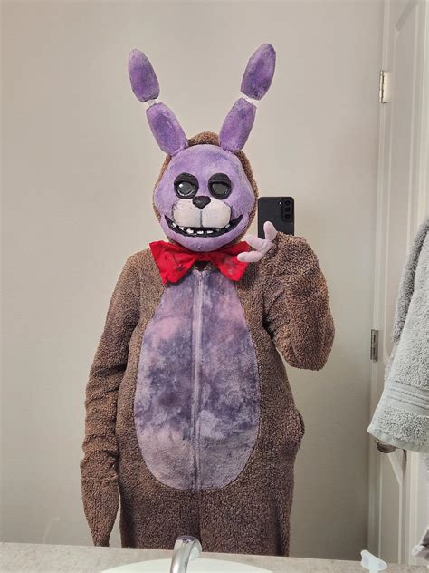 I made a Bonnie costume to scare my nephew at his birthday party : r ...