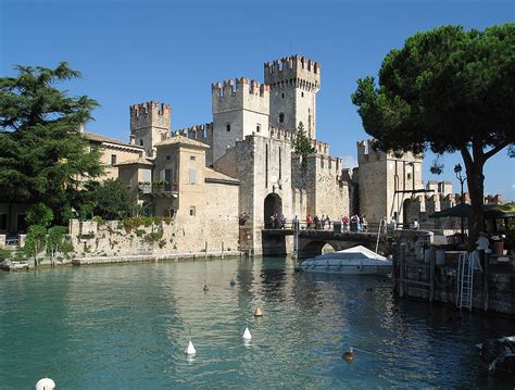 Scaligero Castle: The Medieval Water Fortress of Sirmione – Italian Art ...