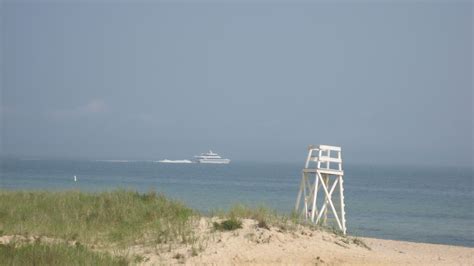 Oak Bluffs beach, Martha's Vineyard | Marthas vineyard, Oak bluffs, Beach