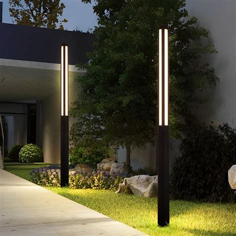 Minimalist LED Black Modern Outdoor Street Light | Poles for outdoor ...