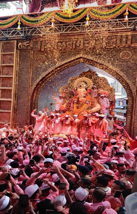 Lalbaugcha Raja visarjan 2023