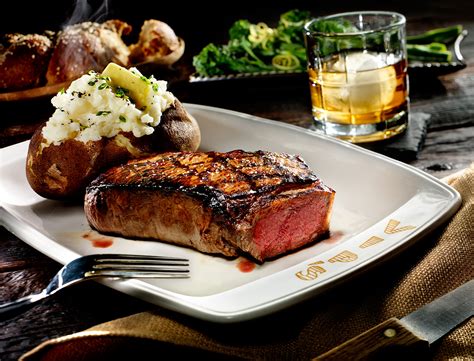 Food Photography - Steak Dinner | Studio 3, Inc.