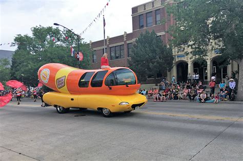 Thousands Turn Out For Cheyenne Frontier Days Parade [Photos]