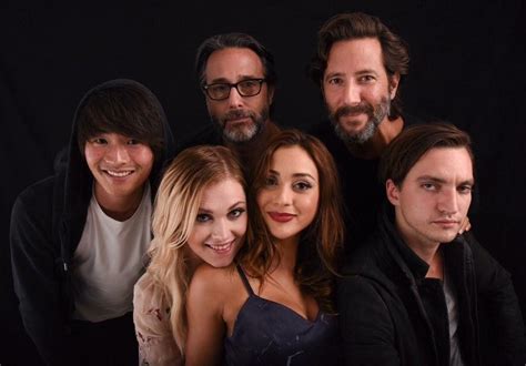 The 100 The 100 Cast The 100 It Cast - Bank2home.com