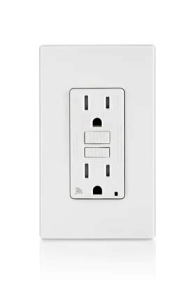 Leviton Smart GFCI Outlet D2GF1-KW Review | PCMag