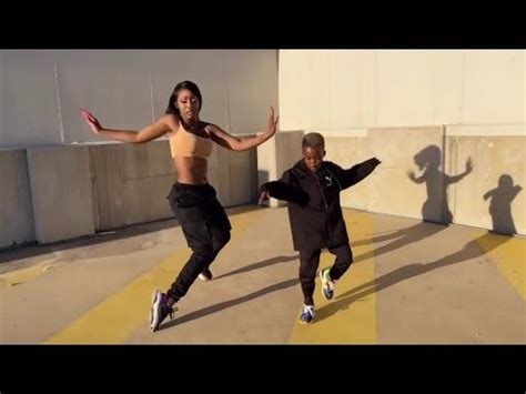 Kamo mphela Amanikiniki dance ft Retha!! FULL VIDEO! - YouTube