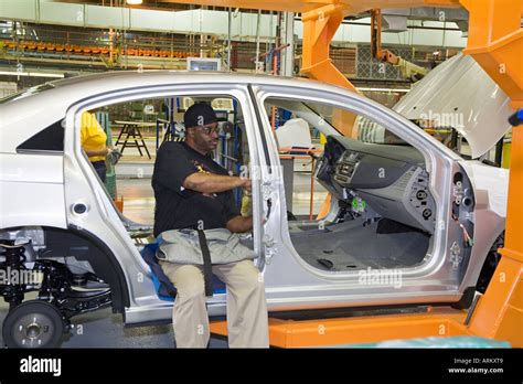 Chrysler Sterling Heights Assembly Plant Stock Photo - Alamy