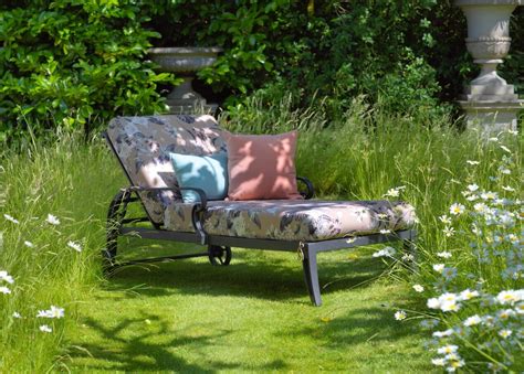 The Ultimate Guide to Sustainable Outdoor Furniture - Oxley's