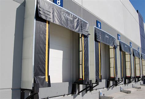 Dock Shelters - Loading Dock Shelter | Serco Dock Products