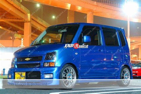 SUZUKI Wagon R RR, Blue color with Chevrolet emblem at Daikoku PA - JAP ...