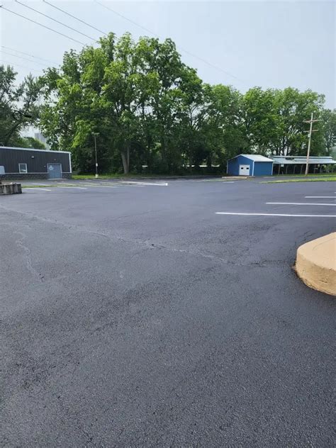 PMP Parking Lot Striping | Commercial Parking Lot Sealcoating