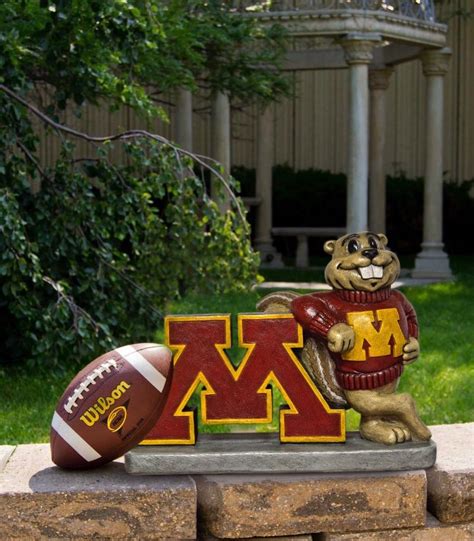 University of Minnesota Goldy Gopher statue