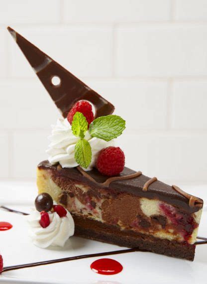 9" Ghirardelli Chocolate Raspberry Cheesecake - Schengen Desserts B.V.