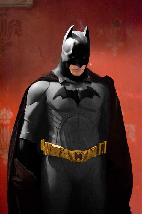 [Fan Art] Thoughts on the Batman Begins suit when given the black and ...