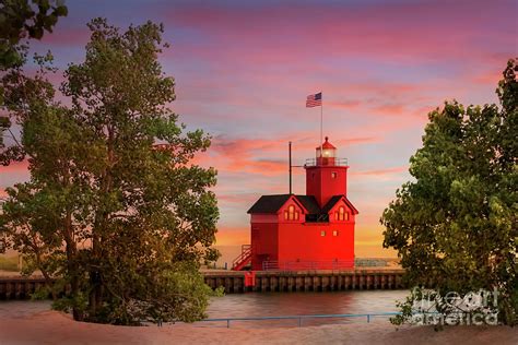 Big Red Lighthouse in Holland, Michigan by Liesl Walsh