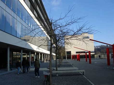 Universite De Fribourg - Percival Quincey