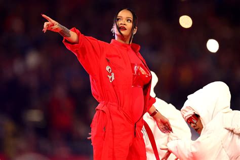 Rihanna Pregnant, Expecting Second Baby with A$AP Rocky: Super Bowl ...