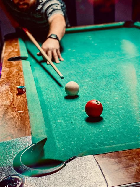 Best Pool Cues for Under $200 [2024 Review] | MoreThanBilliards