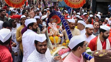 Ganesh Visarjan 2023: Find out about road closures, traffic diversions ...