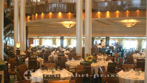 Queen Mary 2 Gastronomy - restaurants, bars and lounges on the cruise ship