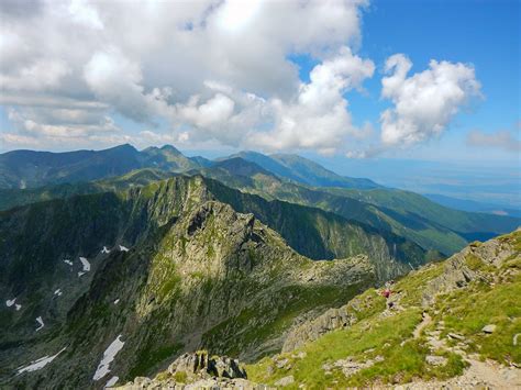 Summer travel tip: Active tours in the Carpathian Mountains ...