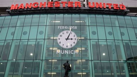 Remembering the 8 Manchester United Players Killed in the Munich Air ...