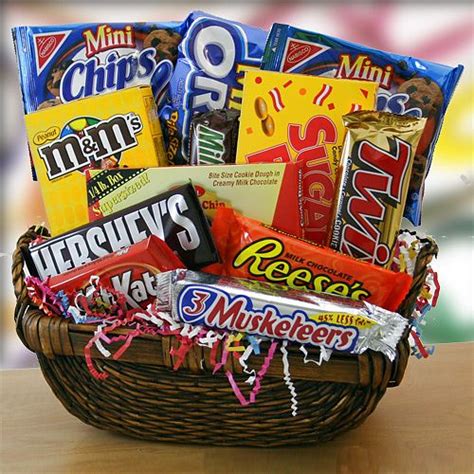 Candy Caravan Candy Gift Basket – Henry’s Florist