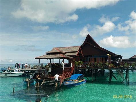 MARATUA PARADISE RESORT - Prices & Reviews (Maratua Island, Indonesia)