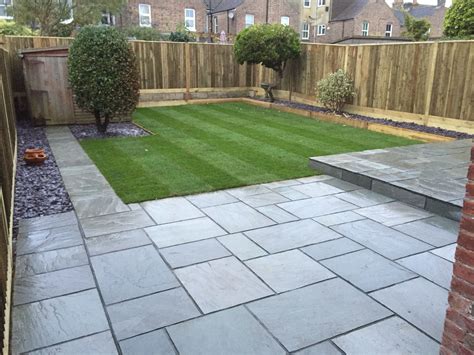 grey sandstone paving with dark grey pointing | Garden paving, Garden ...