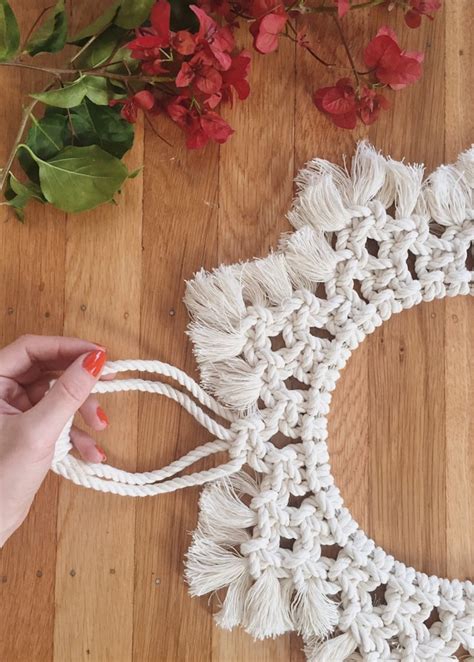 Macrame Wreath / Holiday Wreath / Macrame Home Decor / Macrame Wall ...