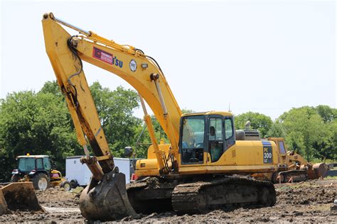 Free Images : tractor, ground, asphalt, dirt, soil, machine, machinery ...