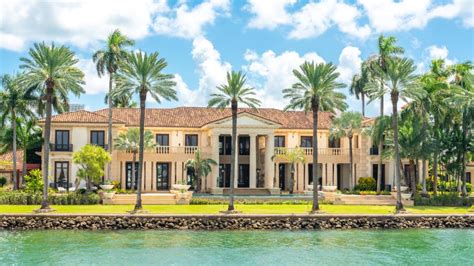 Miami: Celebrity Homes & Millionaire Mansions Boat Tour