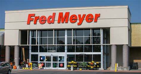 Fred Meyer Holiday Hours - Let's take a look!