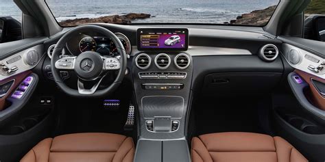 Mercedes GLC SUV Interior & Infotainment | carwow