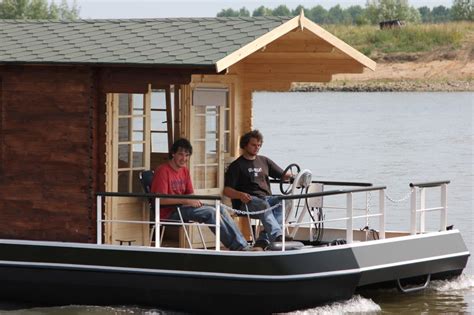 Tiny House Listings: Tiny Houses For Sale and Rent | Shanty boat ...