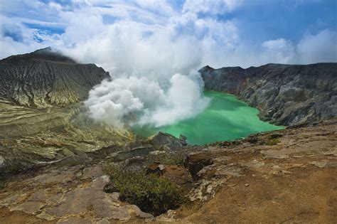 How to Visit Indonesia's Blue Fire Volcano, Kawah Ijen