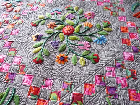 Sewing & Quilt Gallery: Wonderful Wool Applique Quilt | Applique quilt ...