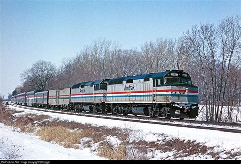 AMTK 247 Amtrak EMD F40PH at Winona, Minnesota by Bill Edgar | Amtrak ...