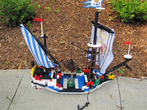 Build a lego boat ~ Dory Plans Easy to build