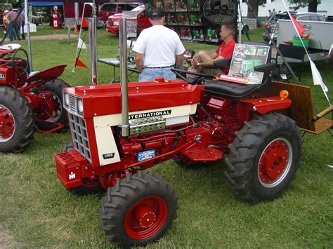 Little Tractor Co. IH 1468 | Red Power Round Up 2016 | Pinterest ...