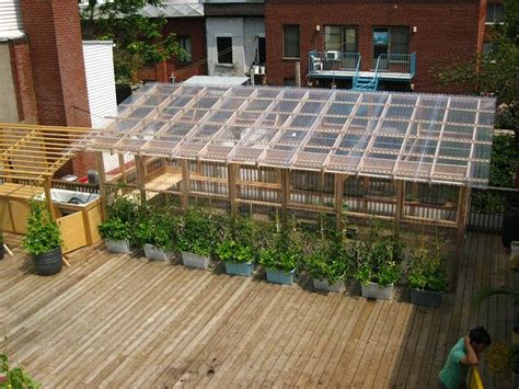 SR' rooftop greenhouse by GardenCo, via Flickr | Greenhouse, Diy ...