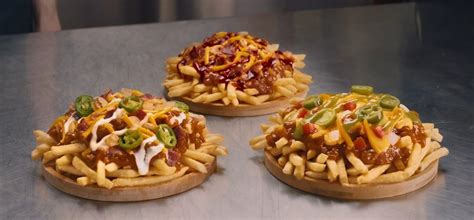 Wienerschnitzel Chili Cheese Fries - pic-earwax