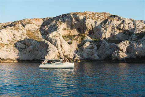 Marseille: Afternoon Boat Trip in Marseille's Calanques | GetYourGuide