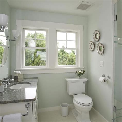 Creating A Beautiful Look In Your Small Bathroom With The Right Paint ...